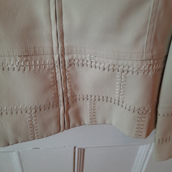 To Late ! - Picture 2 of 10